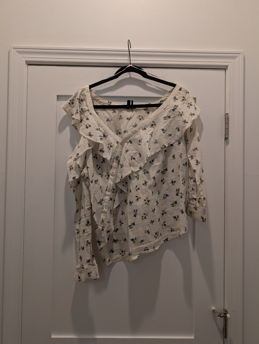 PAIGE Cream Floral Ruffle Button Front Blouse